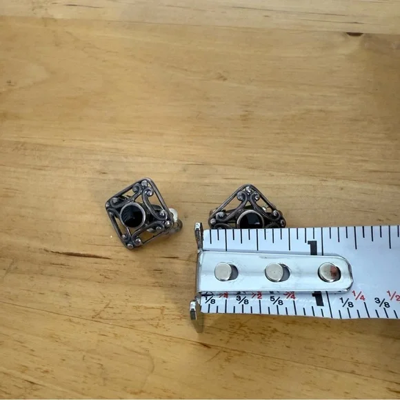 Vintage Diamond Shape Black Onyx Clip On Silver Earrings Rennaisance Victorian - Picture 8 of 8